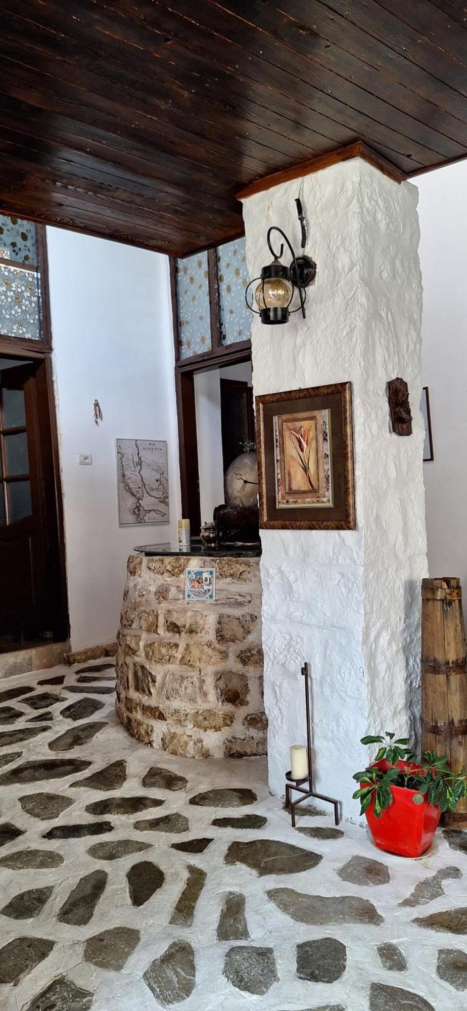 Edward Lear Hotell Berat Exteriör bild